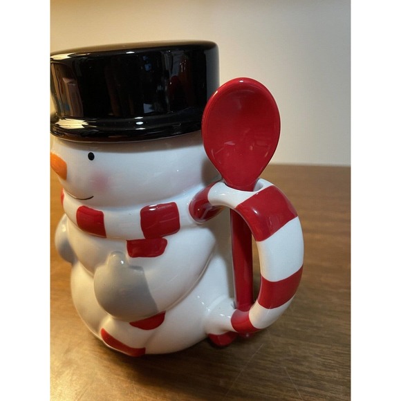 Set Of 2 Snowman Mugs w/ Spoon & Lid Christmas by St. Nicholas Square Tree Lot - Picture 6 of 9